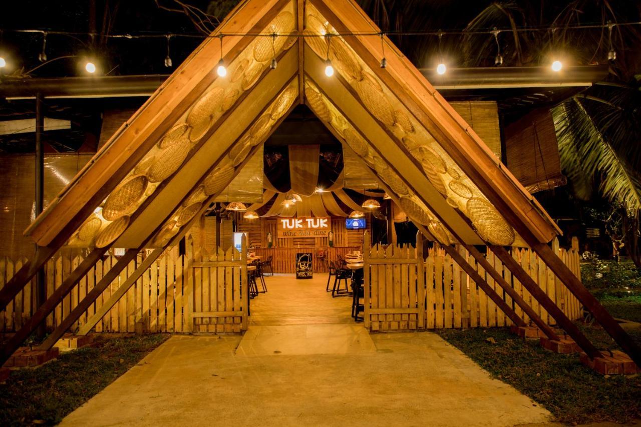 נגומבו Tuk Tuk Boutique Hotel מראה חיצוני תמונה
